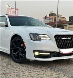 كرايسلر 300